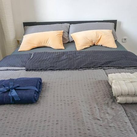 Apartment In Wuppertal - Charmante 3-Zimmer-Oase Mit Kamin Und Badewanne Екстериор снимка