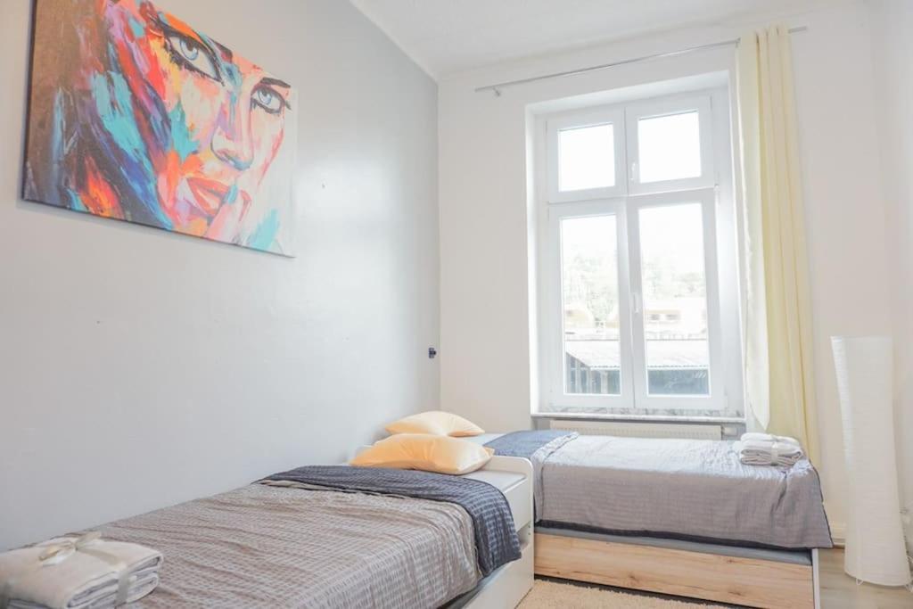 Apartment In Wuppertal - Charmante 3-Zimmer-Oase Mit Kamin Und Badewanne Екстериор снимка