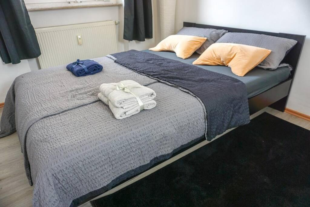 Apartment In Wuppertal - Charmante 3-Zimmer-Oase Mit Kamin Und Badewanne Екстериор снимка